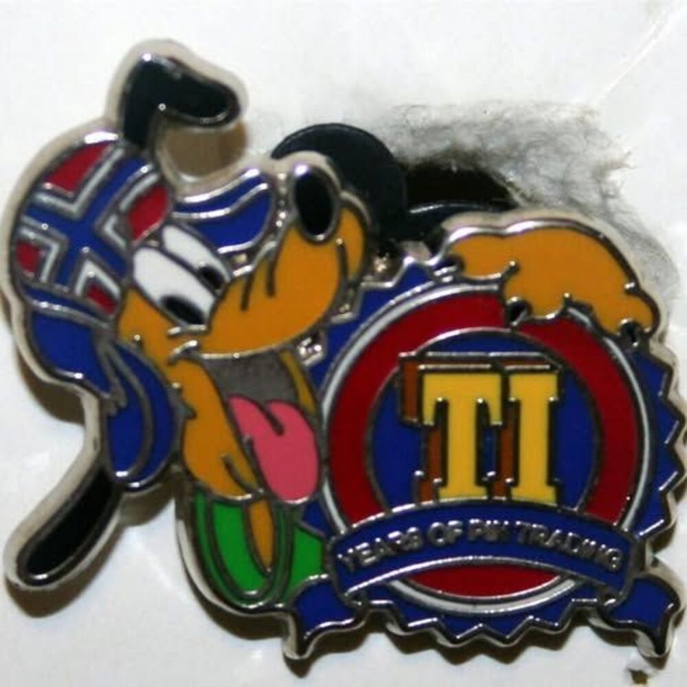 Disney Pin Trading 10th Anniversary - Pluto